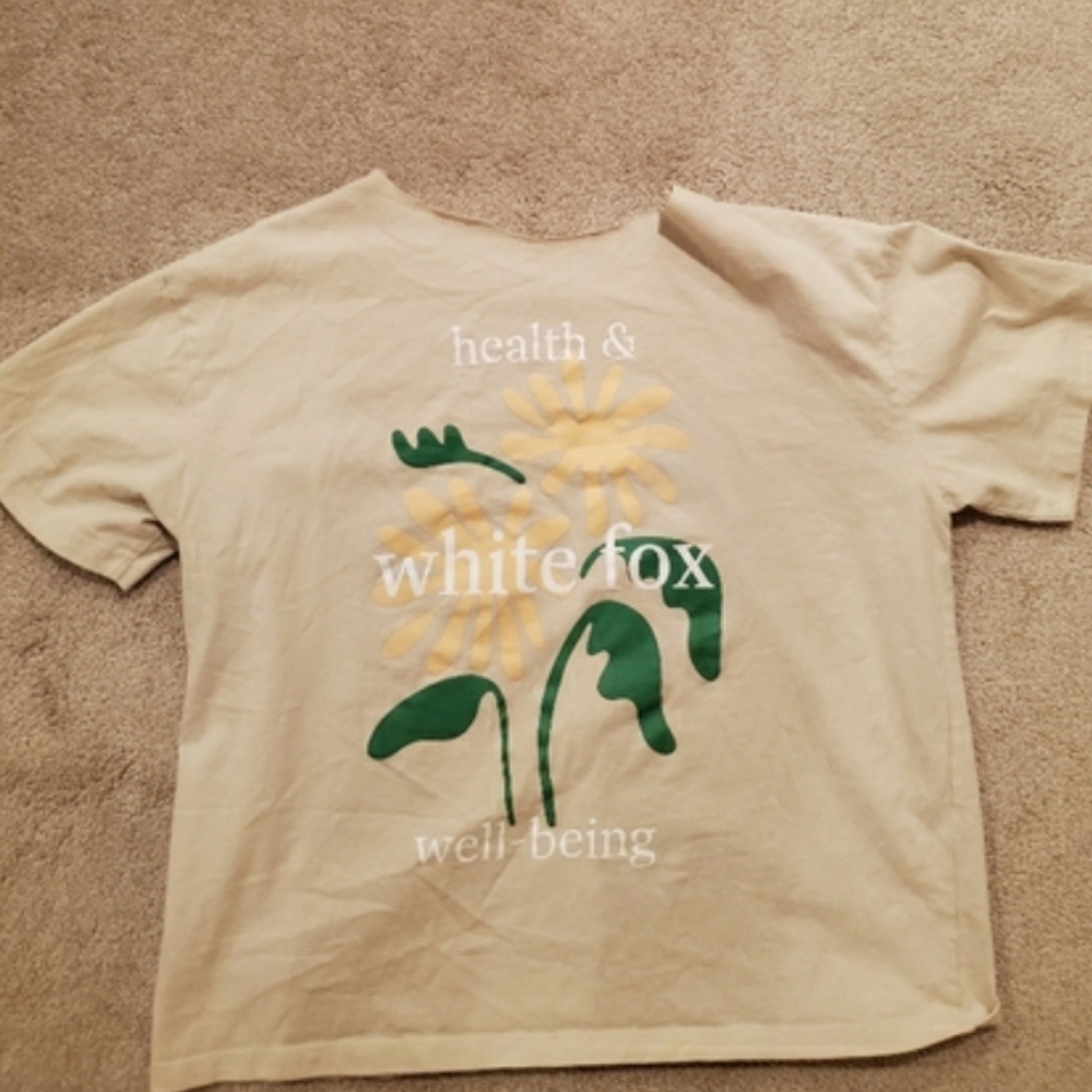 White fox tee